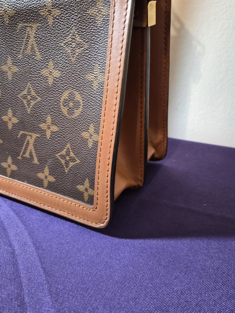 ❌SOLD❌Louis Vuitton Dauphine MM Reverse Monogram - Picture 3 of 15